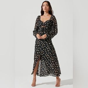 ASTR the Label Long Sleeve Sweetheart Neck Midi Dress